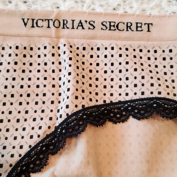 Victoria secret hiphugger panties - Picture 2 of 8